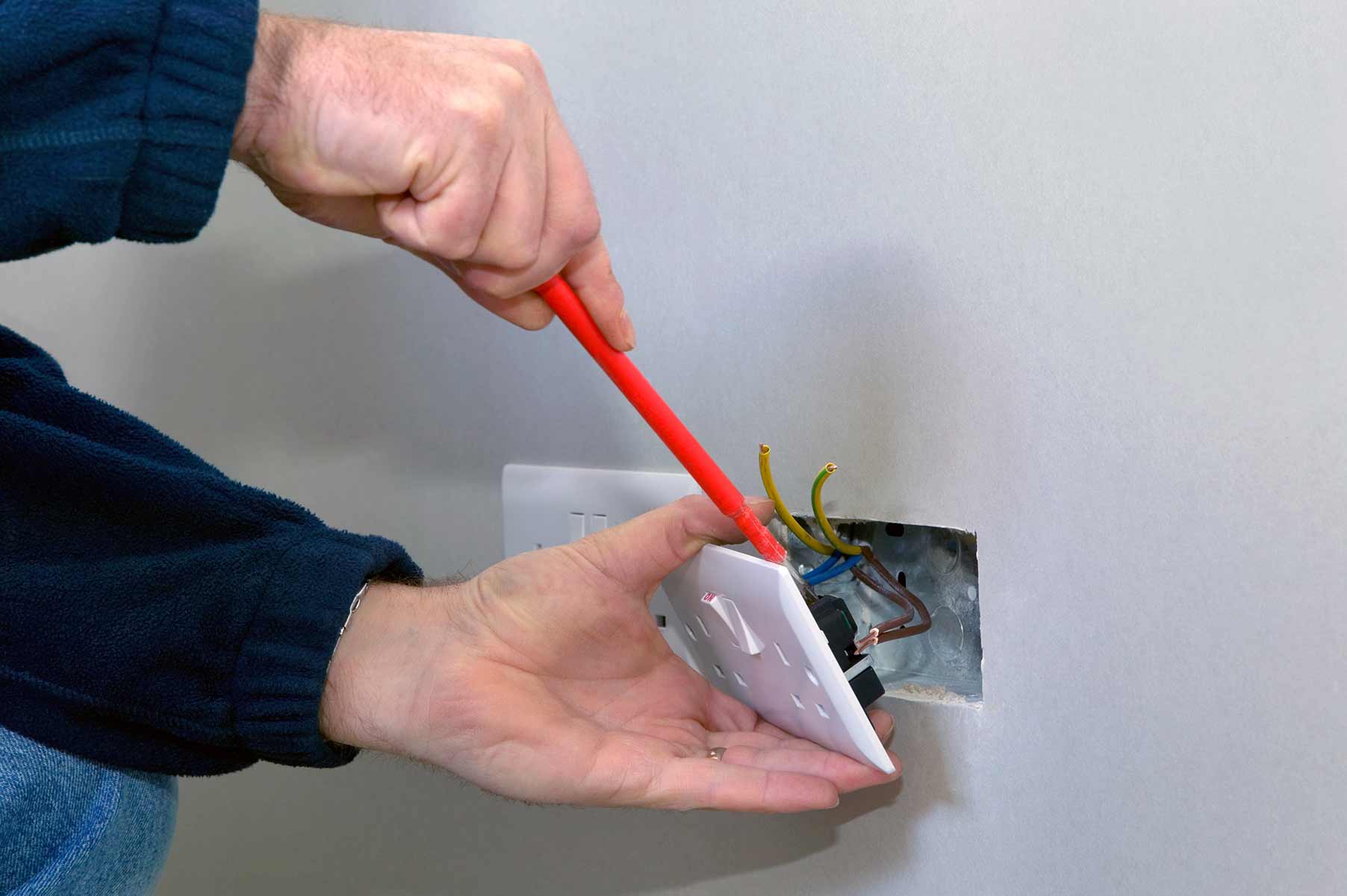 Our electricians can install plug sockets for domestic and commercial proeprties in Patchway and the local area. 
